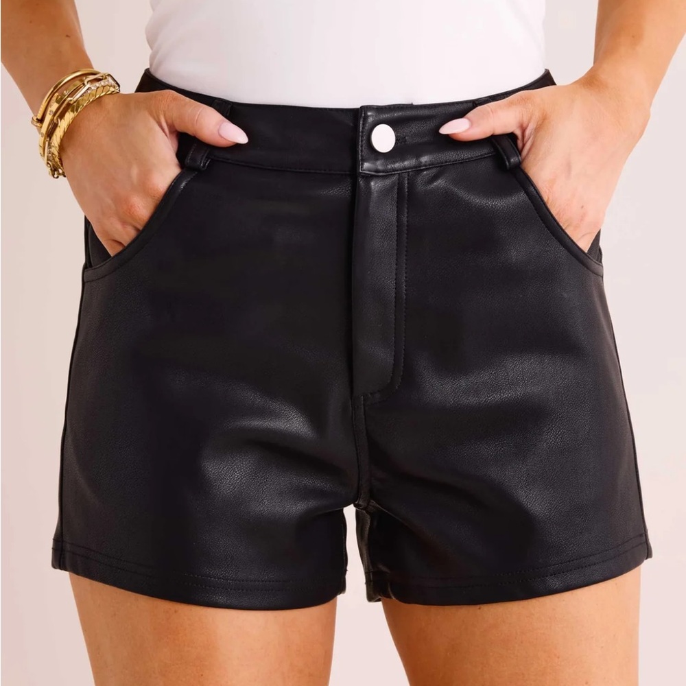 NWT Faux Leather Shorts Size XL